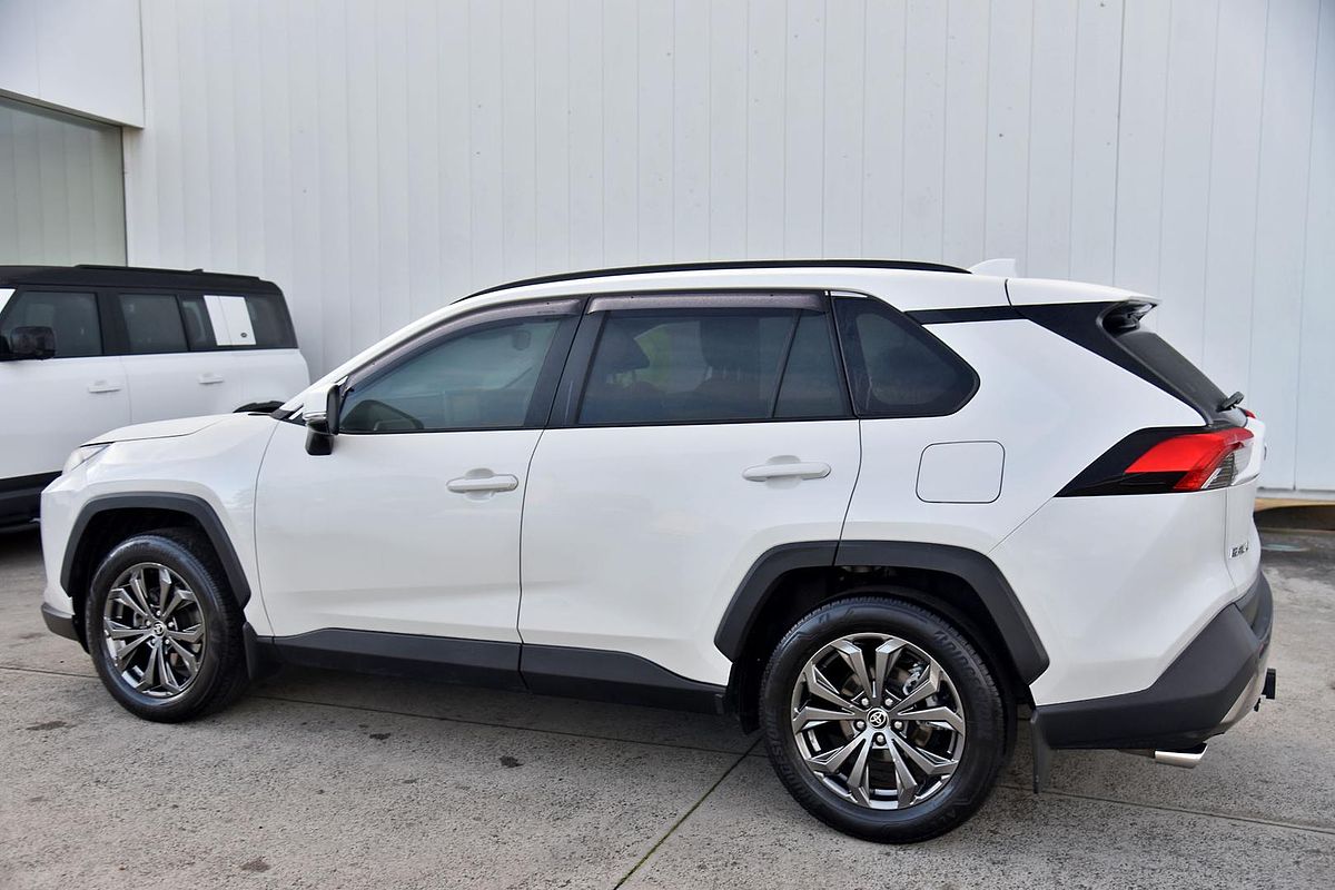 2022 Toyota RAV4 GXL MXAA52R