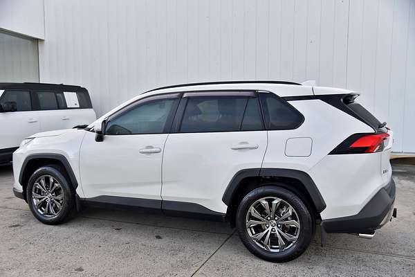 2022 Toyota RAV4 GXL MXAA52R