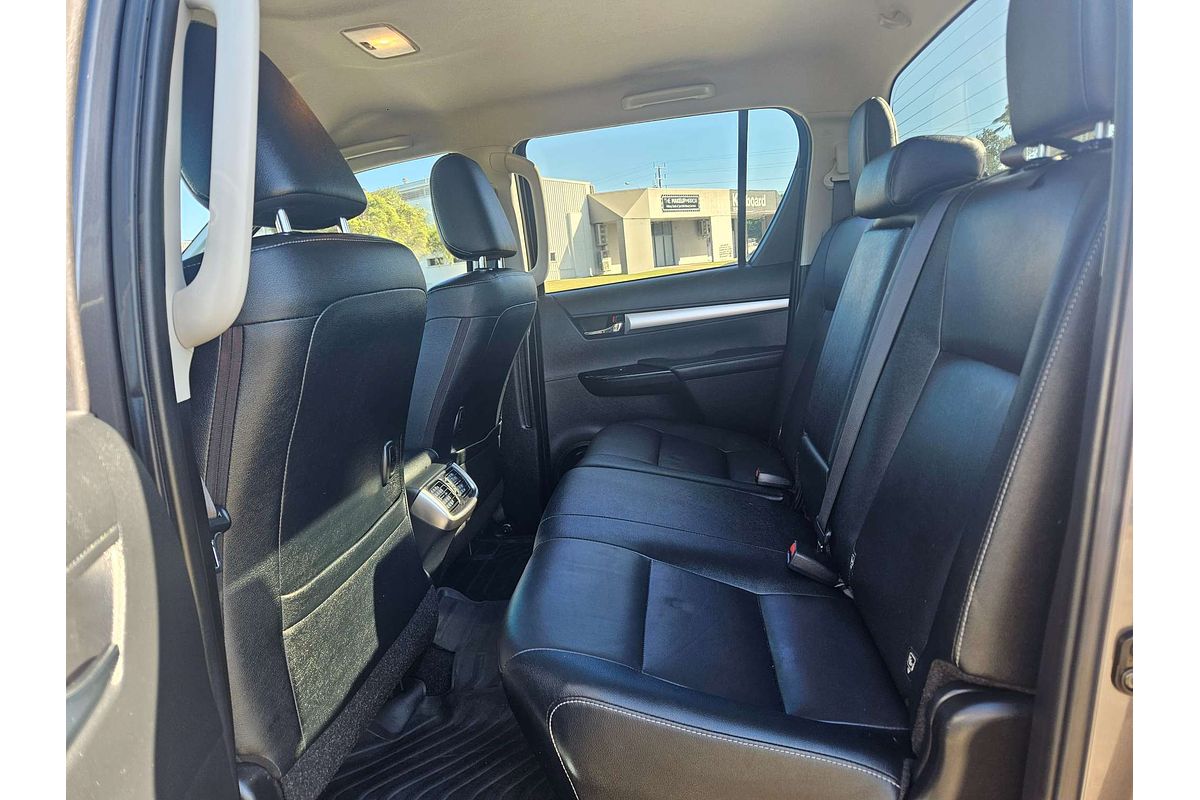 2021 Toyota Hilux SR5 GUN126R 4X4
