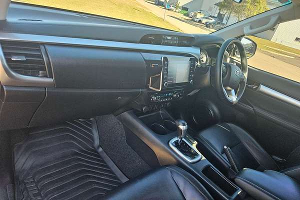 2021 Toyota Hilux SR5 GUN126R 4X4
