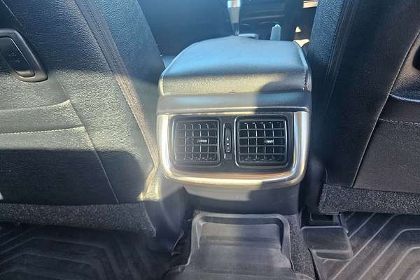 2021 Toyota Hilux SR5 GUN126R 4X4