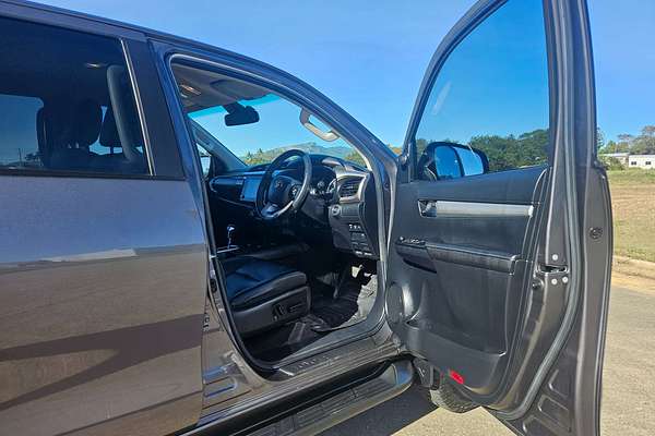 2021 Toyota Hilux SR5 GUN126R 4X4