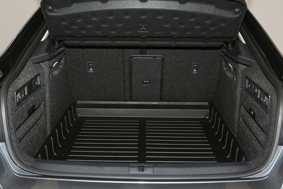 2022 SKODA Superb 162TSI Style NP