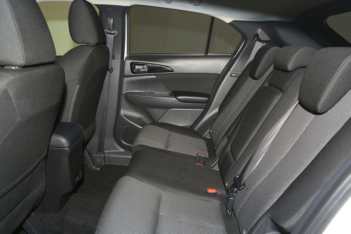 2024 Mitsubishi Eclipse Cross LS YB