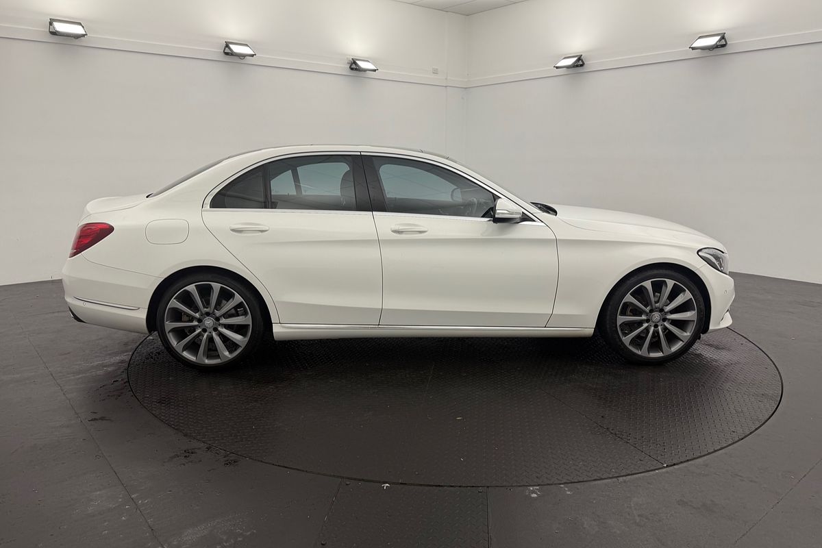 2015 Mercedes-Benz C-Class C200 W205