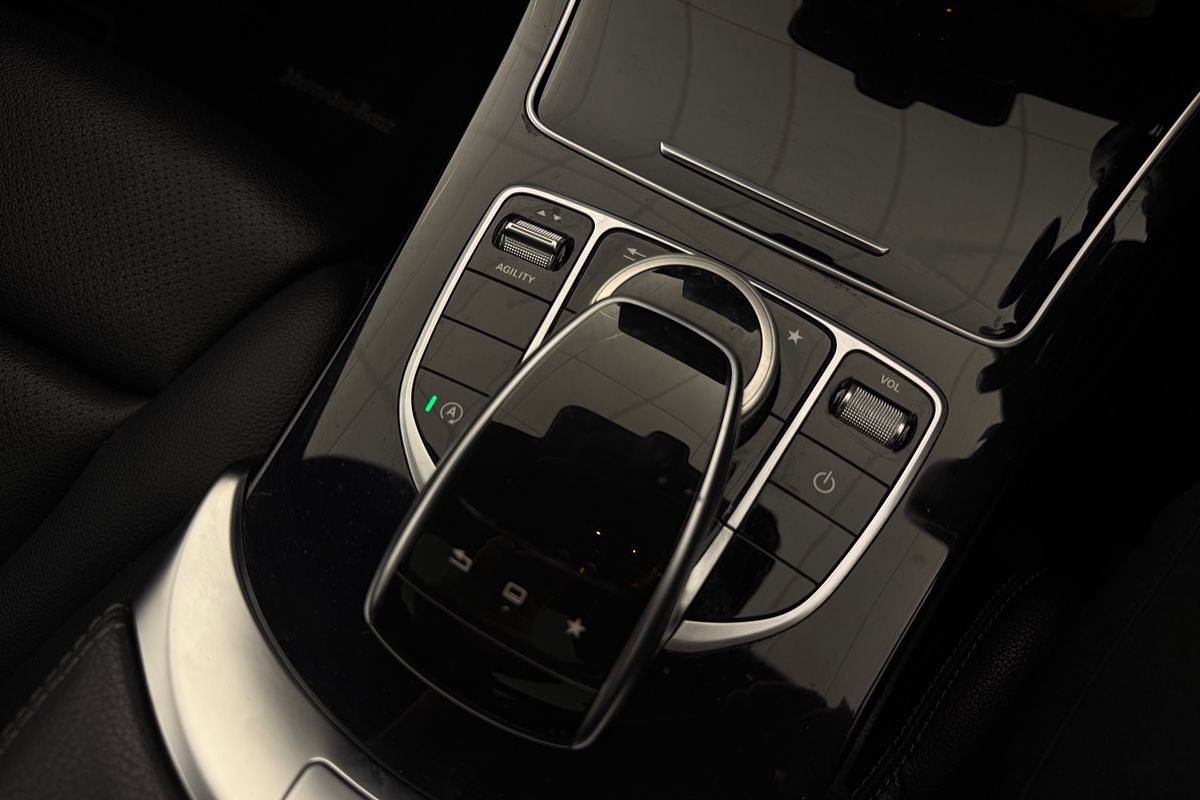 2015 Mercedes-Benz C-Class C200 W205