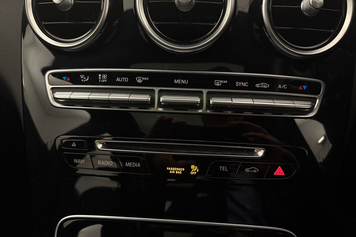 2015 Mercedes-Benz C-Class C200 W205