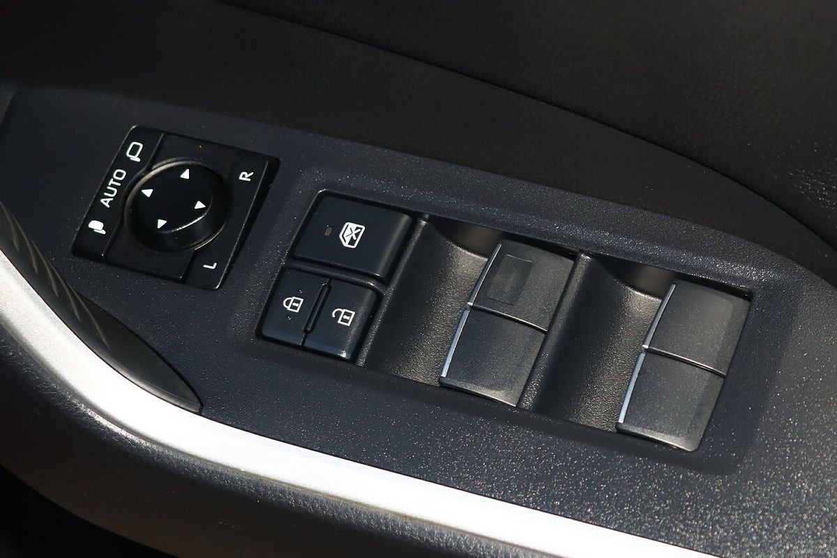 2021 Toyota RAV4 Cruiser AXAH54R