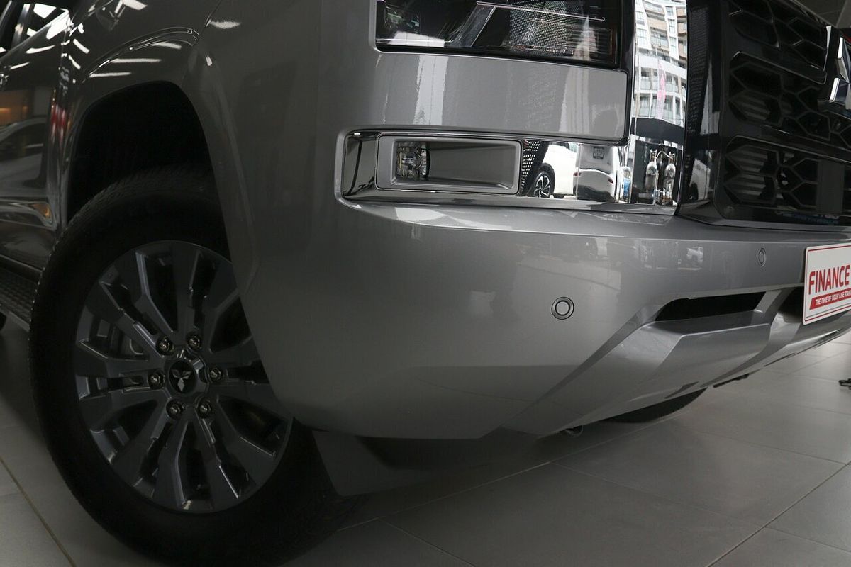2025 Mitsubishi Triton GLS MV 4X4