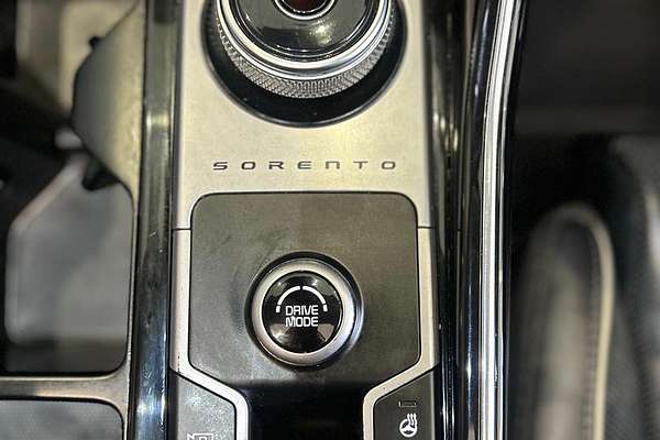 2023 Kia Sorento GT-Line MQ4