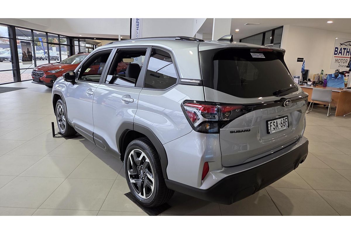 2025 Subaru Forester Touring S6