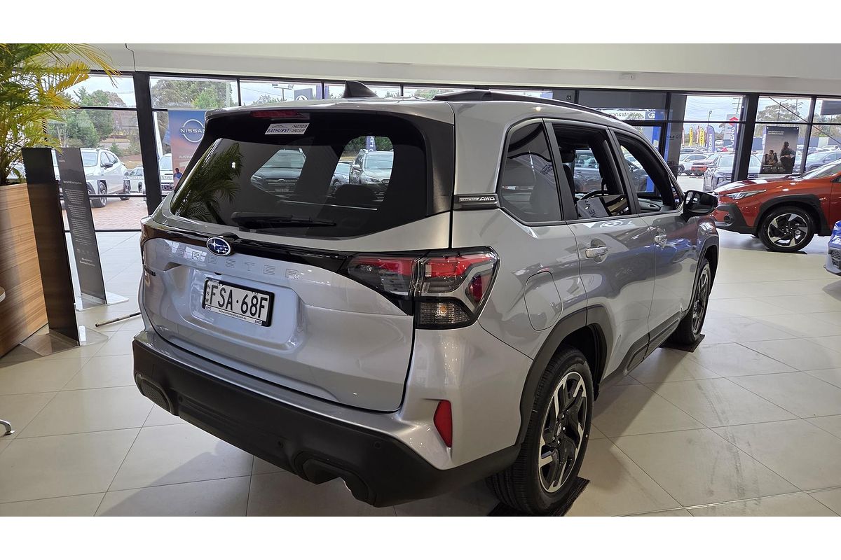 2025 Subaru Forester Touring S6