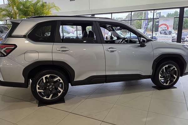2025 Subaru Forester Touring S6