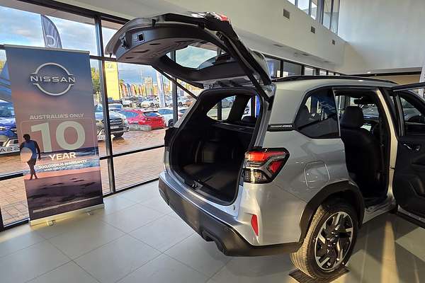 2025 Subaru Forester Touring S6