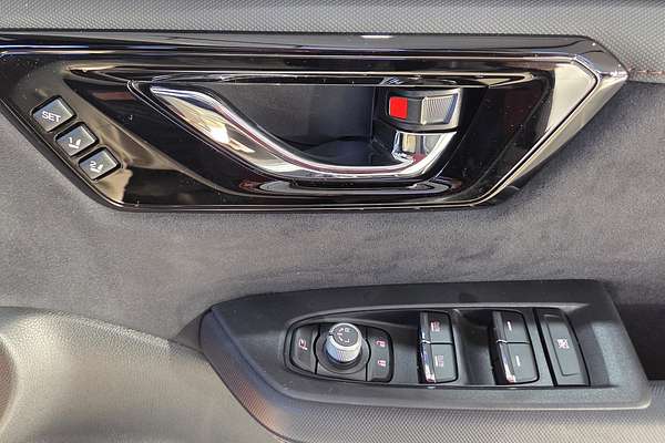 2025 Subaru Forester Touring S6