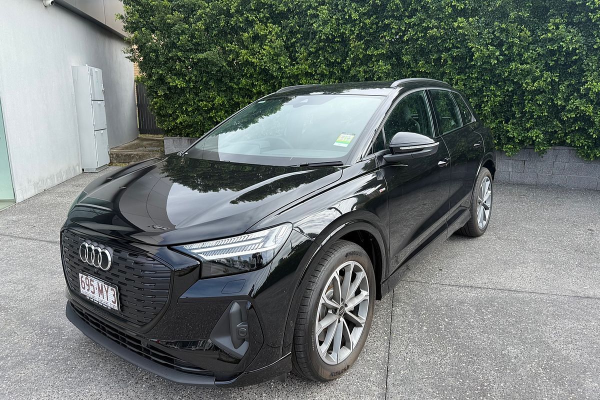 2024 Audi Q4 e-tron 55 F4