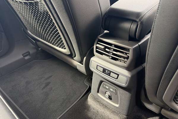 2024 Audi Q4 e-tron 55 F4