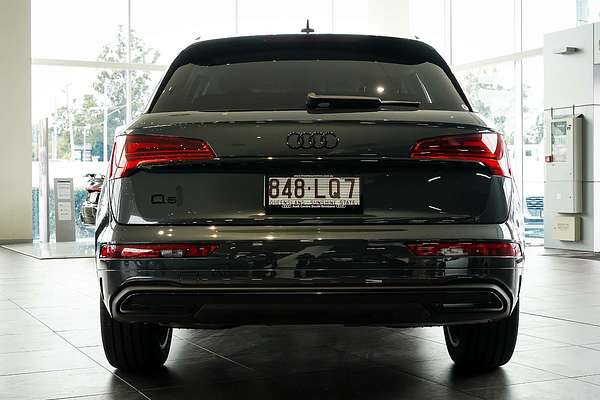 2024 Audi Q5 35 TDI Dynamic Black FY