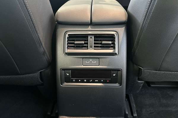 2025 Mazda CX-70 G50e GT KJ