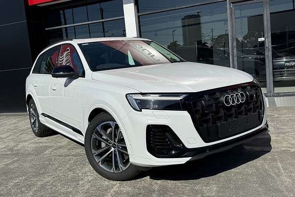 2024 Audi Q7 45 TFSI 4M