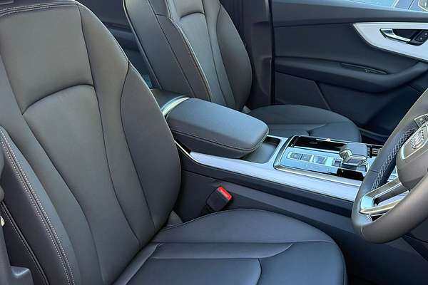 2024 Audi Q7 45 TFSI 4M
