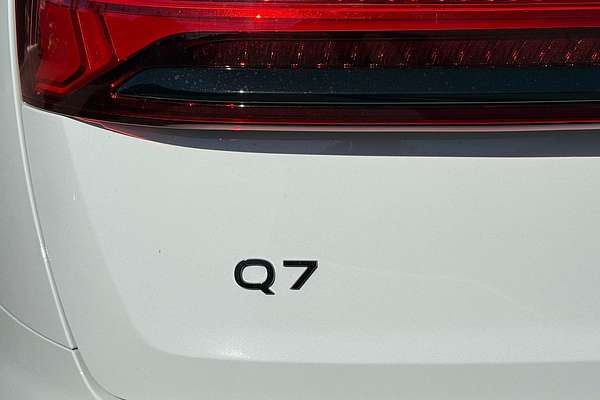 2024 Audi Q7 45 TFSI 4M