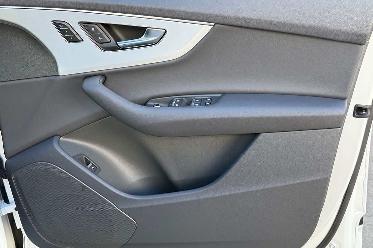 2024 Audi Q7 45 TFSI 4M