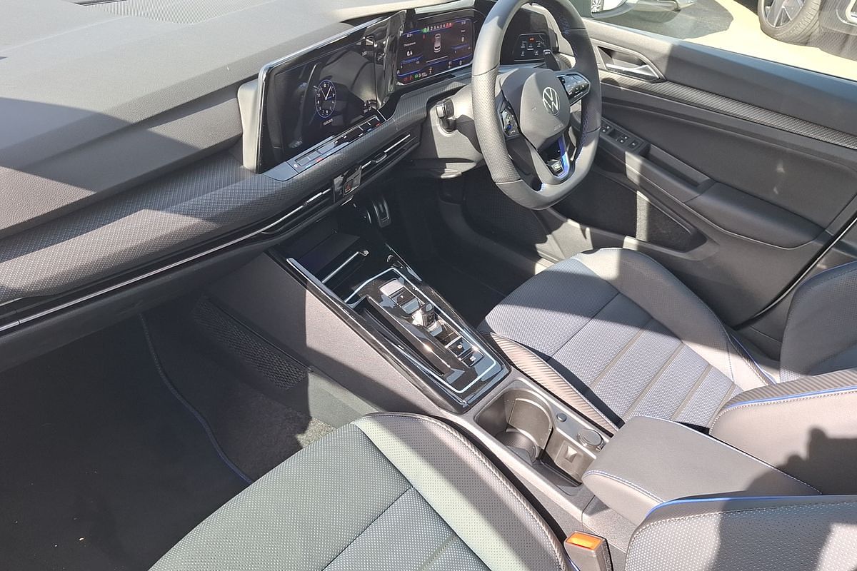 2024 Volkswagen Golf R 8