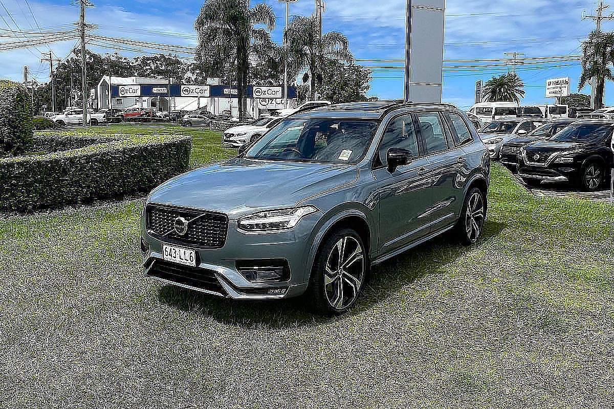 2023 Volvo XC90 Ultimate B6 Dark