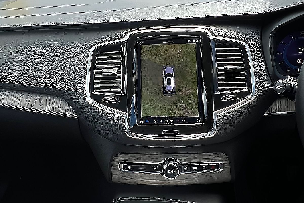 2023 Volvo XC90 Ultimate B6 Dark