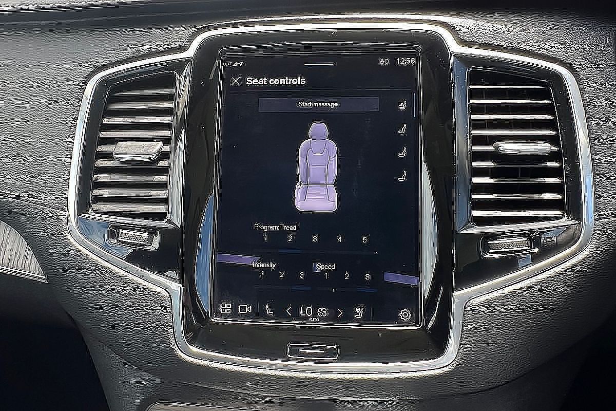 2023 Volvo XC90 Ultimate B6 Dark