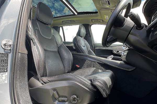 2023 Volvo XC90 Ultimate B6 Dark