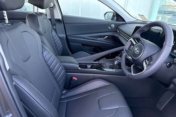 2024 Hyundai i30 Premium CN7.V2