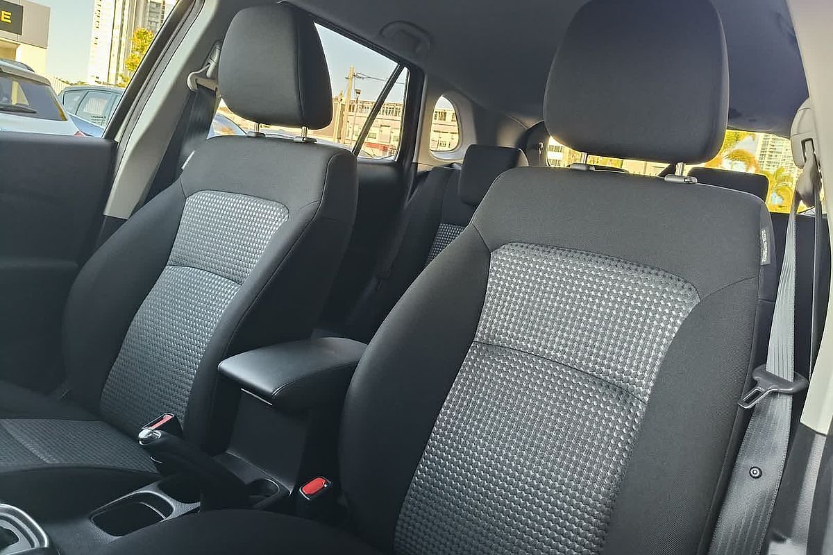 2023 Suzuki S-Cross JYB