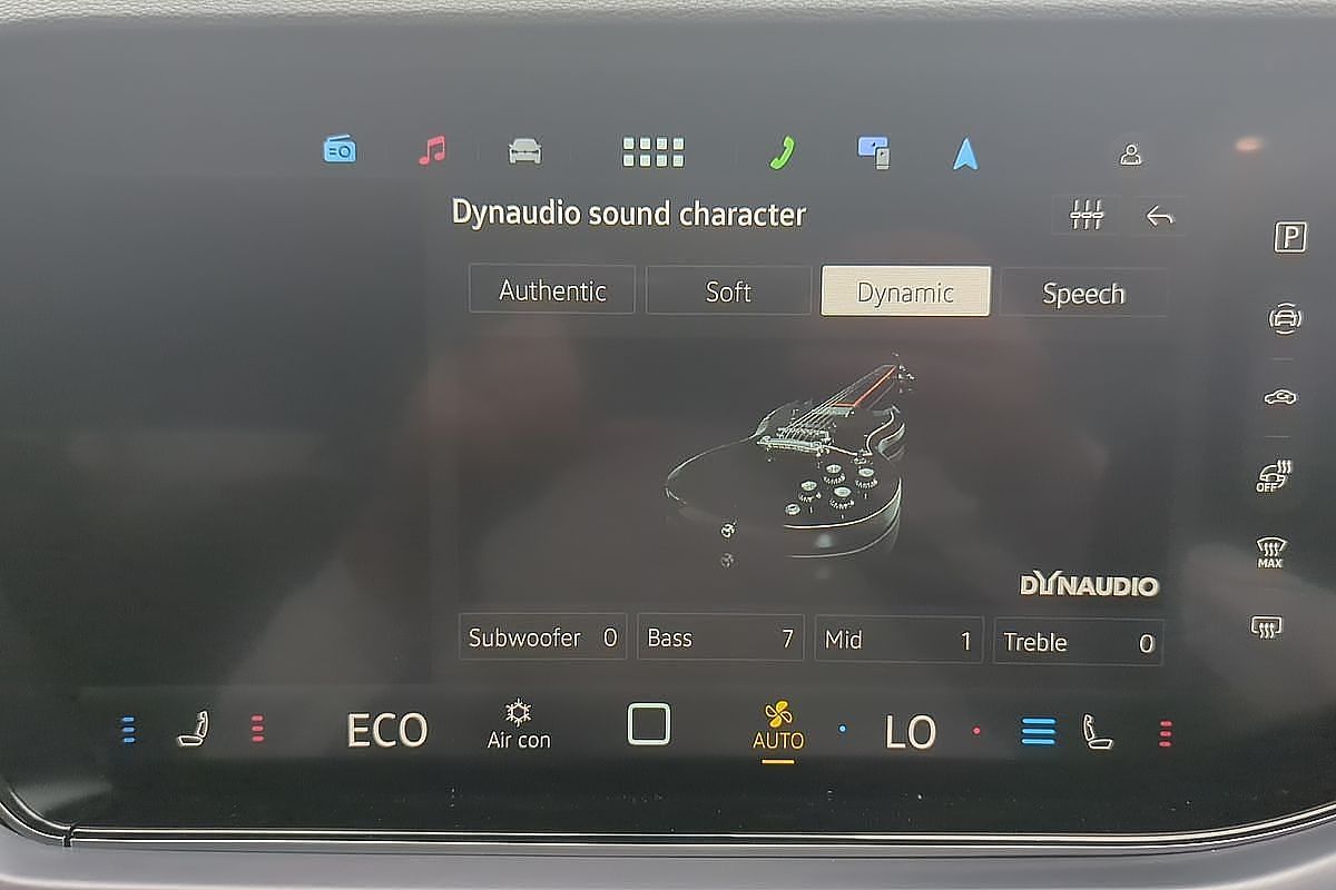 2025 Volkswagen Touareg R RC