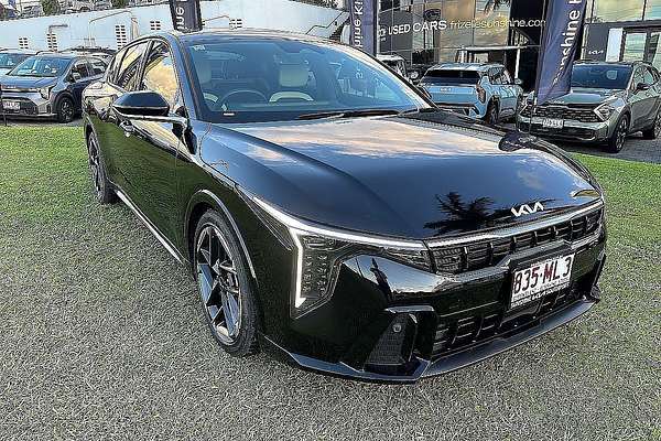 2025 Kia K4 GT-Line CL4m