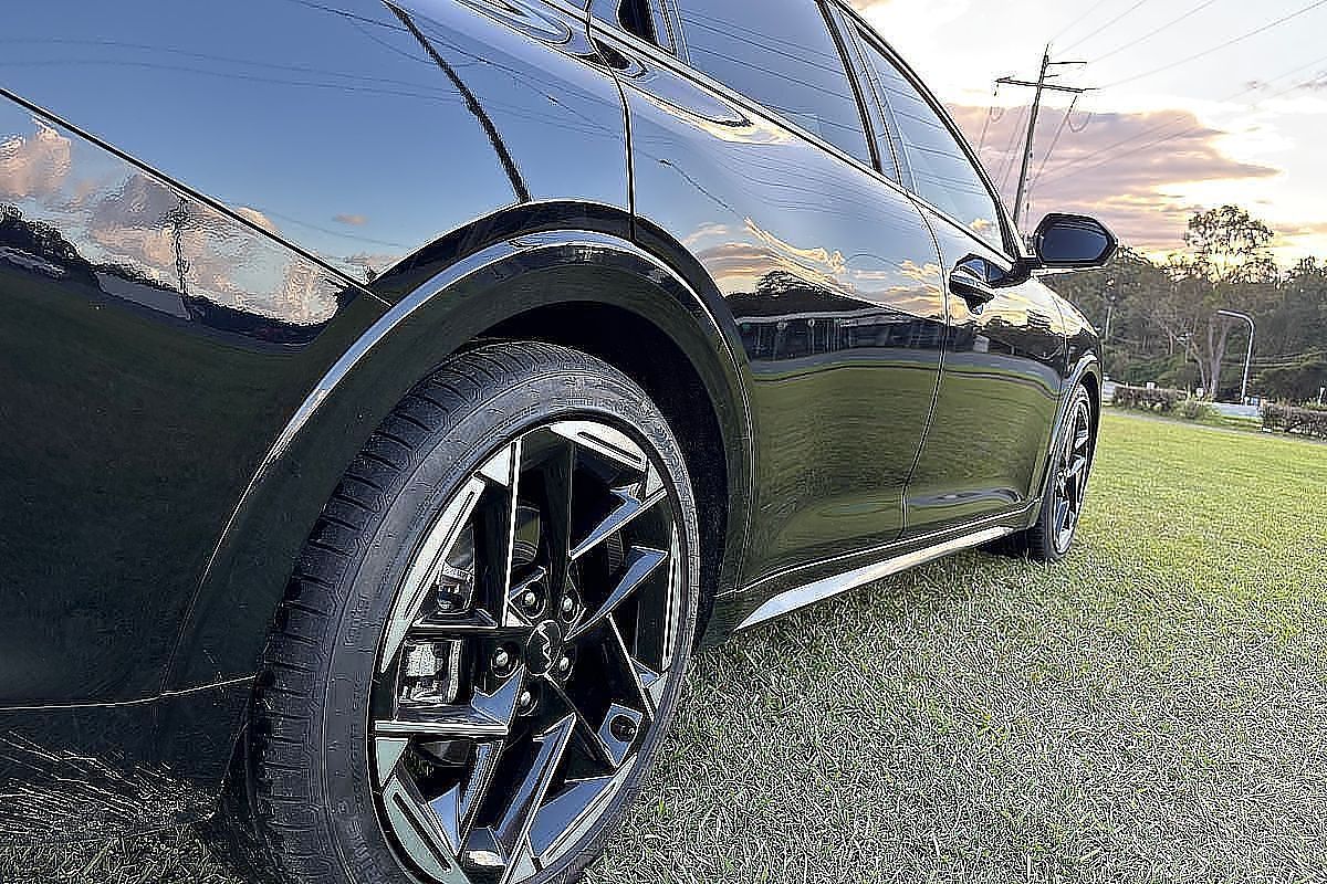 2025 Kia K4 GT-Line CL4m