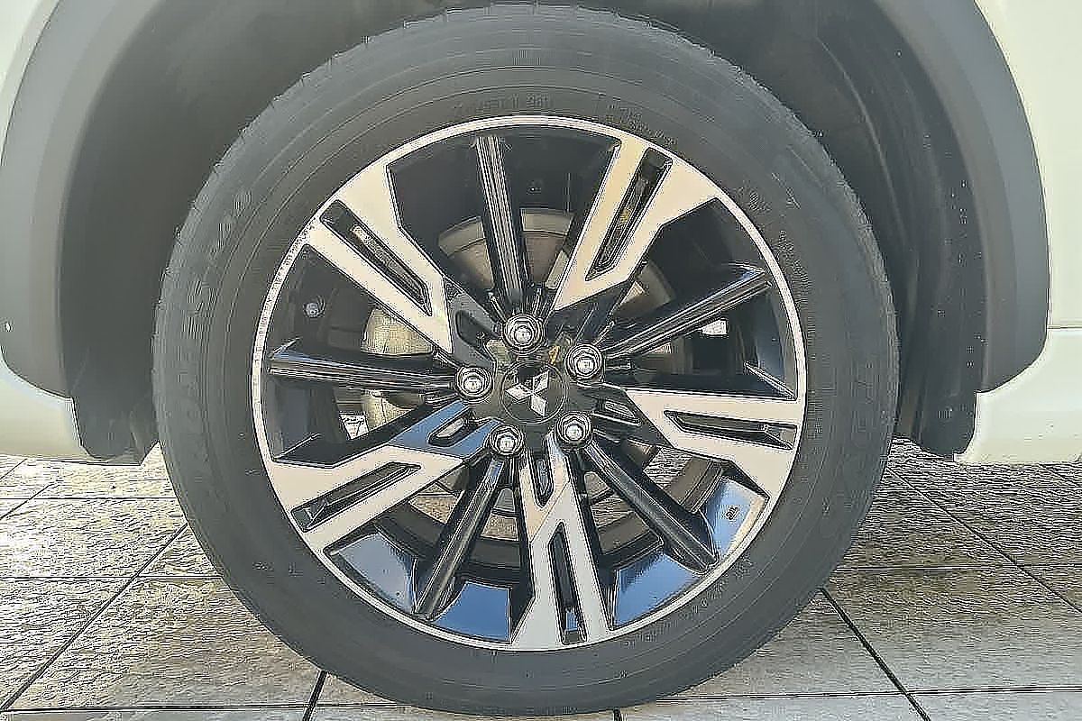 2022 Mitsubishi Eclipse Cross Exceed YB