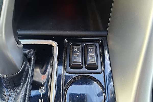 2022 Mitsubishi Eclipse Cross Exceed YB