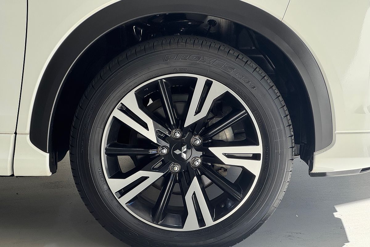 2023 Mitsubishi Eclipse Cross Exceed YB