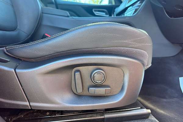 2017 Jaguar F-PACE 25t Prestige X761