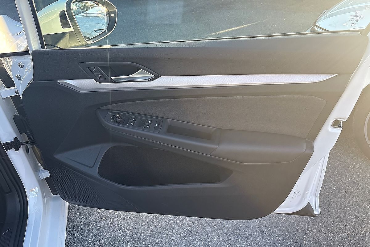 2025 Volkswagen Golf 110TSI Life 8.5