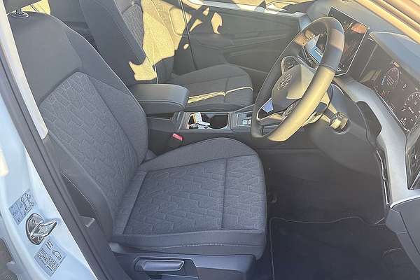 2025 Volkswagen Golf 110TSI Life 8.5