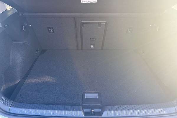 2025 Volkswagen Golf 110TSI Life 8.5