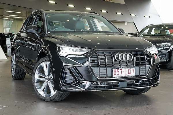 2024 Audi Q3 40 TFSI S line F3