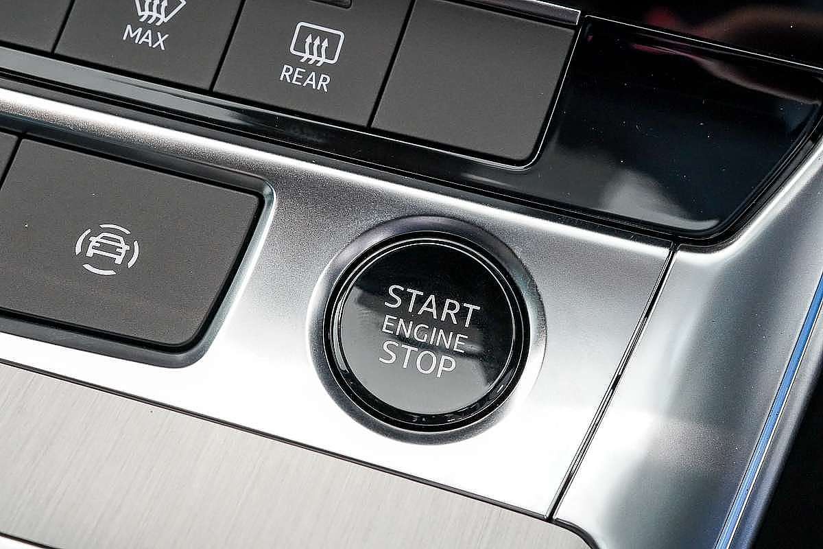 2024 Audi A6 55 TFSI S line C8