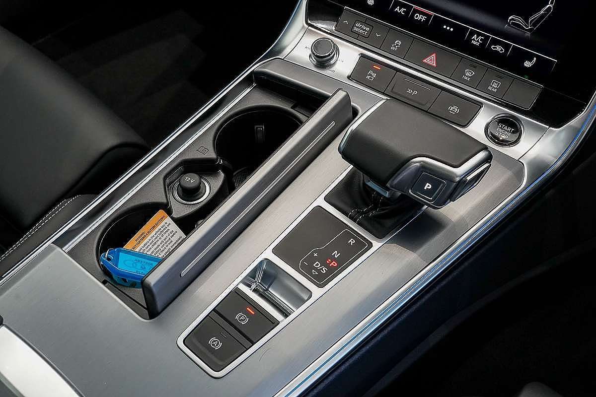 2024 Audi A6 55 TFSI S line C8