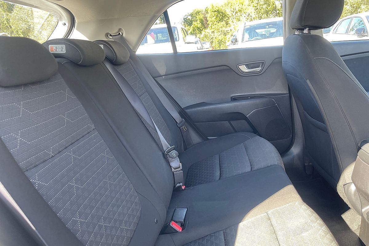 2018 Kia Rio S YB