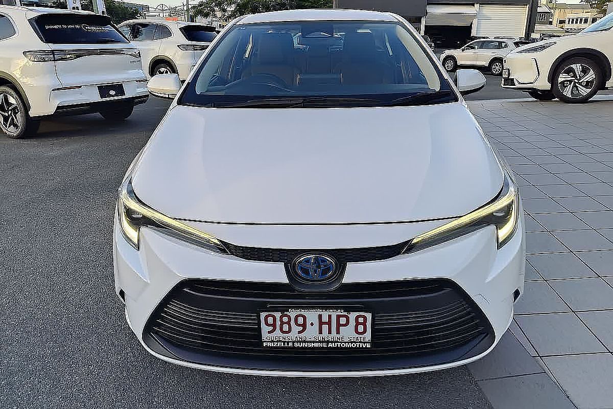 2023 Toyota Corolla SX Hybrid ZWE219R