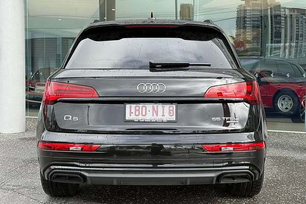2024 Audi Q5 55 TFSI e S line FY